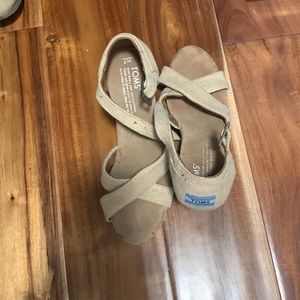 Gently used toms wedges. Womens 7